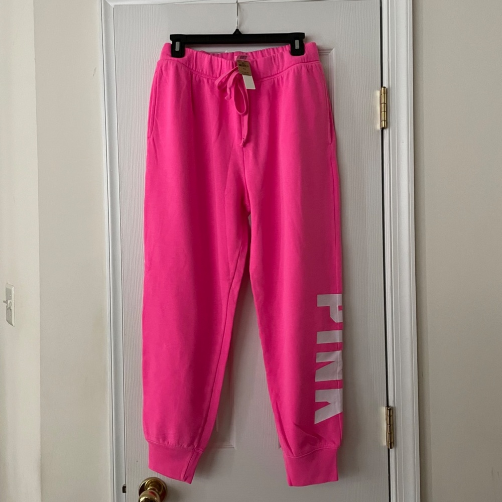 FINAL PRICE NWT Victorias Secret HOT PINK Fleece Joggers MEDIUM Sweatpants